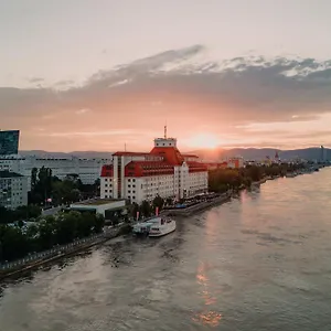 Hilton Danube Waterfront Hotel Wien
